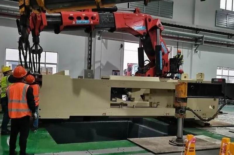 大型机械 数控机床吊装