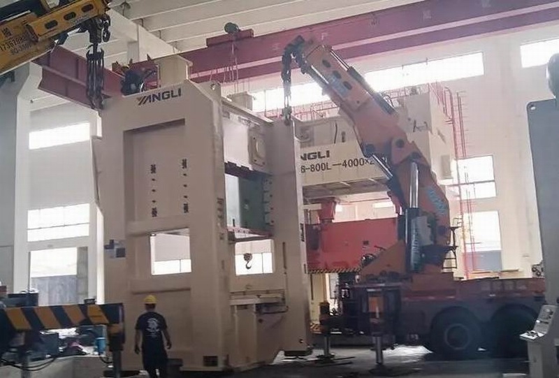 重型设备吊装搬运