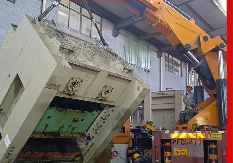 重型设备吊装搬运